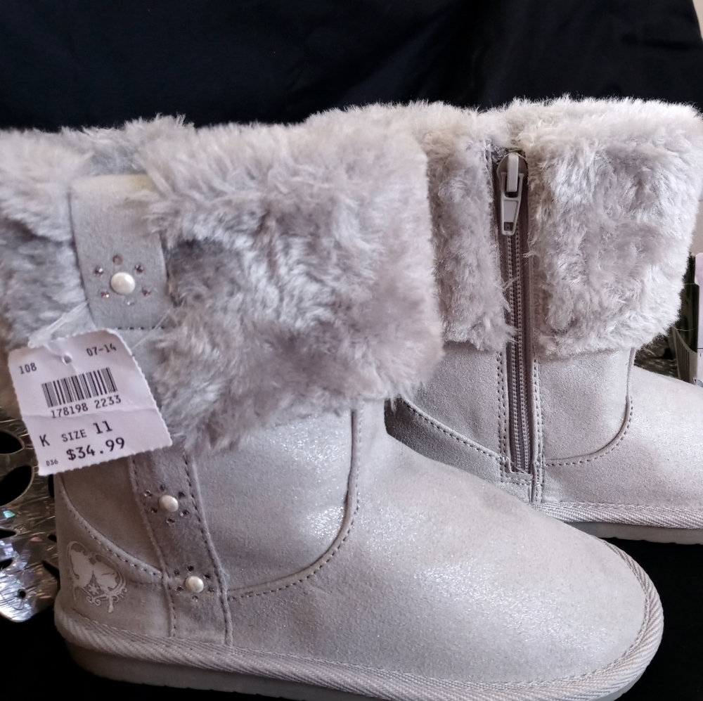 Disney FROZEN Little Girl Faux Fur Boots